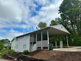 2025 Yew St - Photo 1 of 1