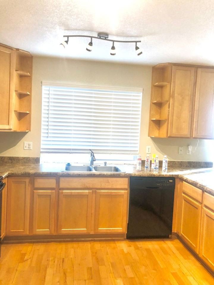 5540 Jebel Ct - Photo 4 of 8