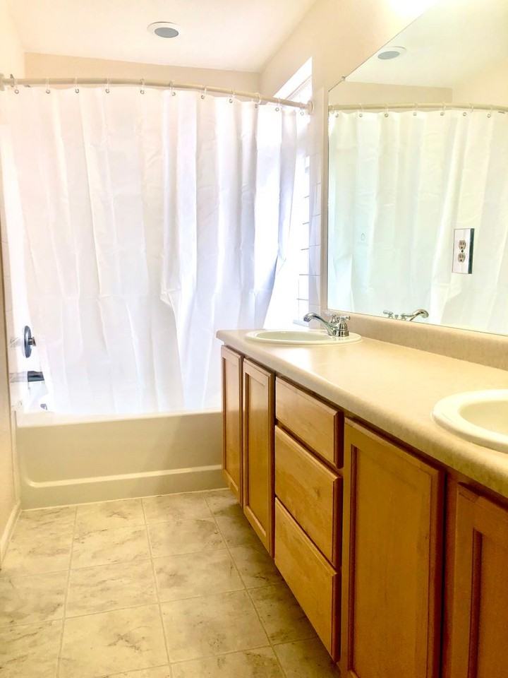 5540 Jebel Ct - Photo 6 of 8