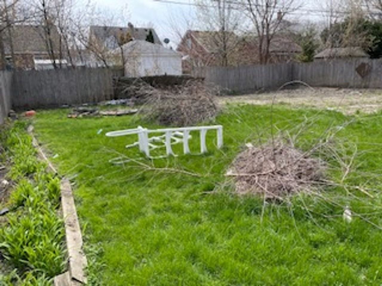 20664 Kenosha St - Photo 3 of 38