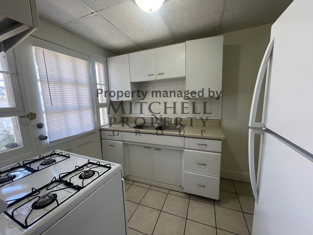 412 Sw 17th Ave #2 - Photo 4 of 8