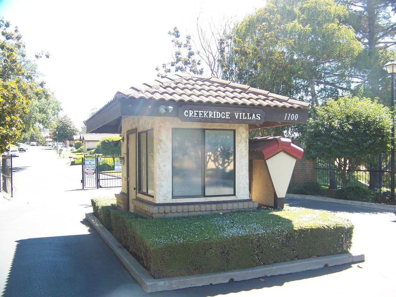 1135 Via Mavis - Photo 3 of 40