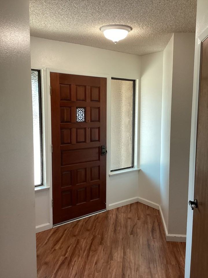 1135 Via Mavis - Photo 5 of 40