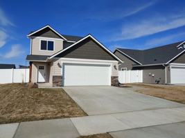 featured image of 3831 N Pradera Ln