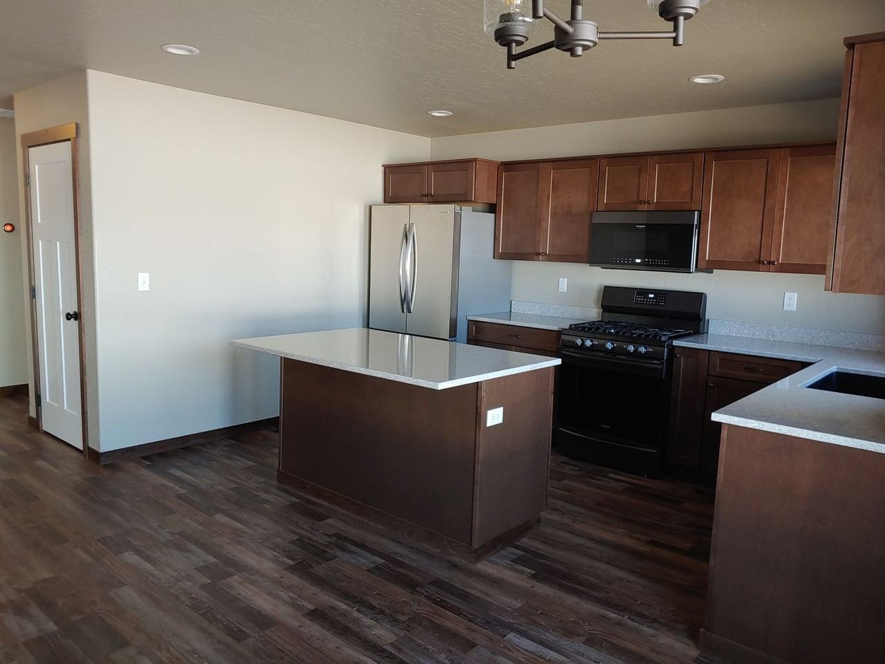 3831 N Pradera Ln - Photo 2 of 24