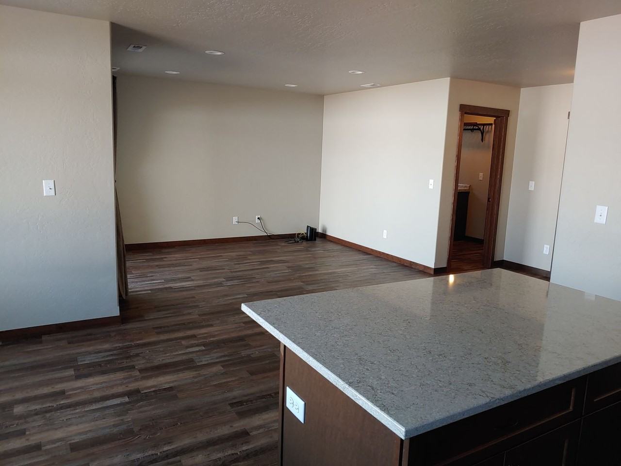 3831 N Pradera Ln - Photo 6 of 24