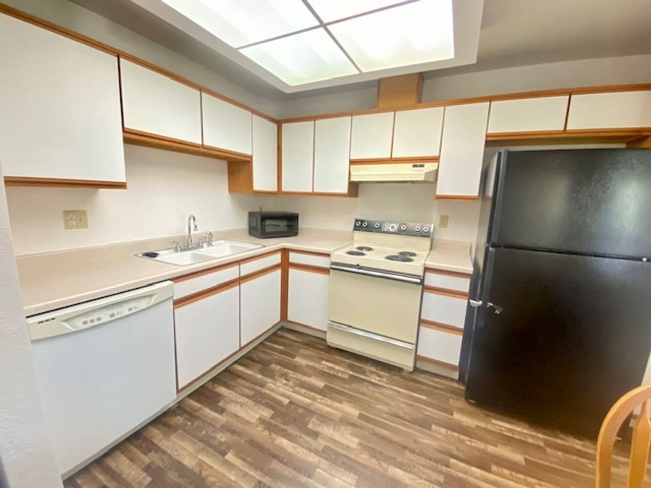 4623 Nicol Cmn #104 - Photo 5 of 11