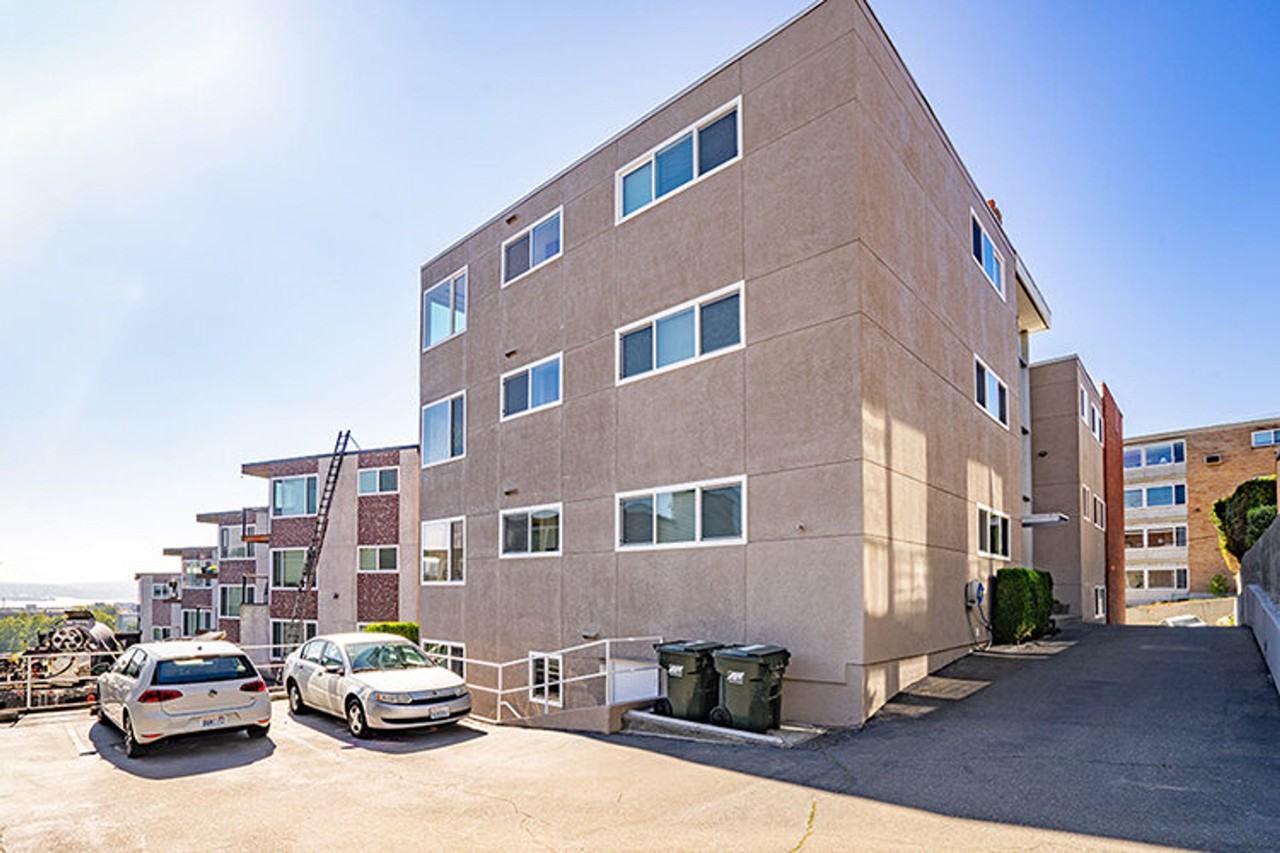 1st & Aloha Apartments - Photo 4 of 11