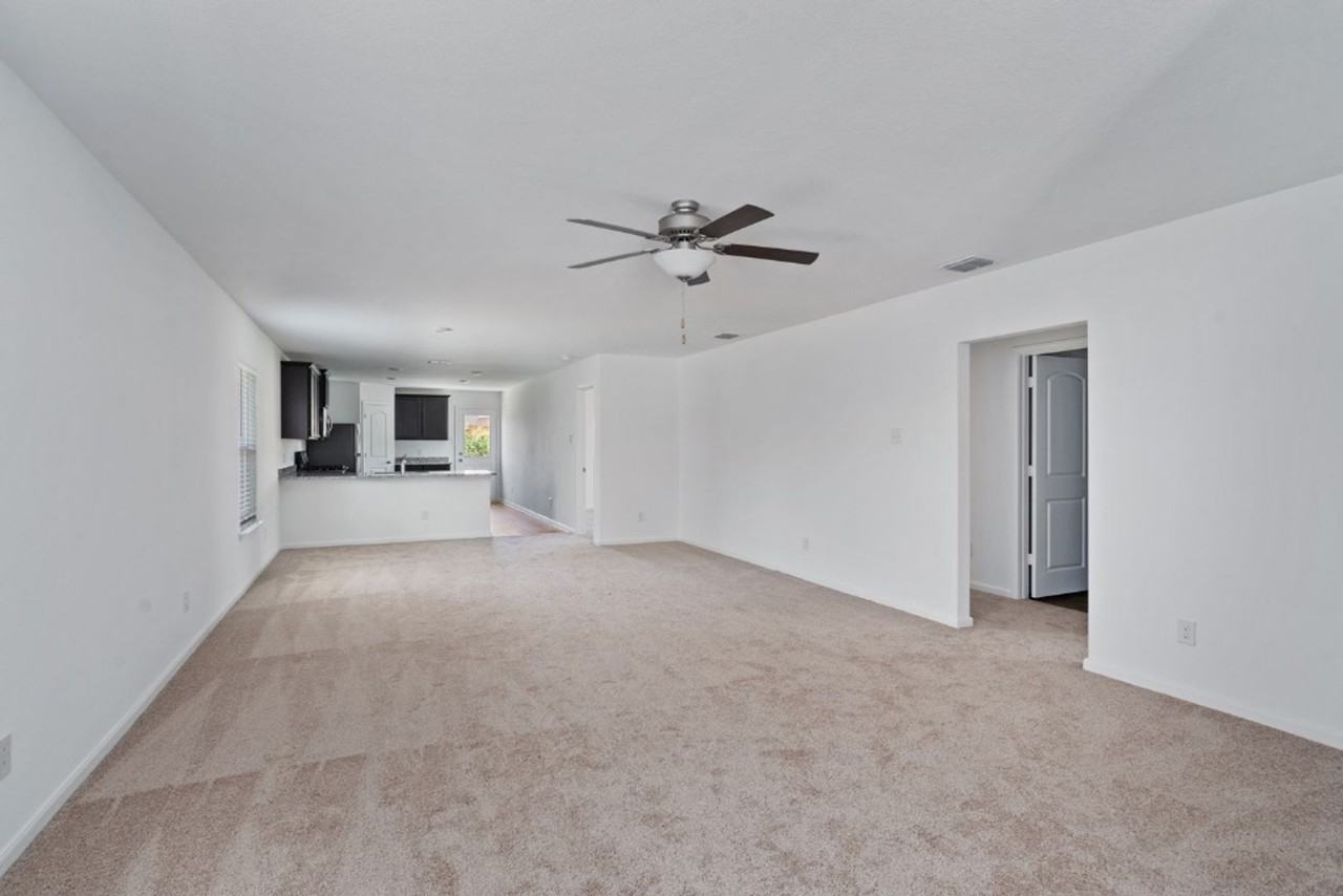 3940 Prairie Crk - Photo 5 of 22