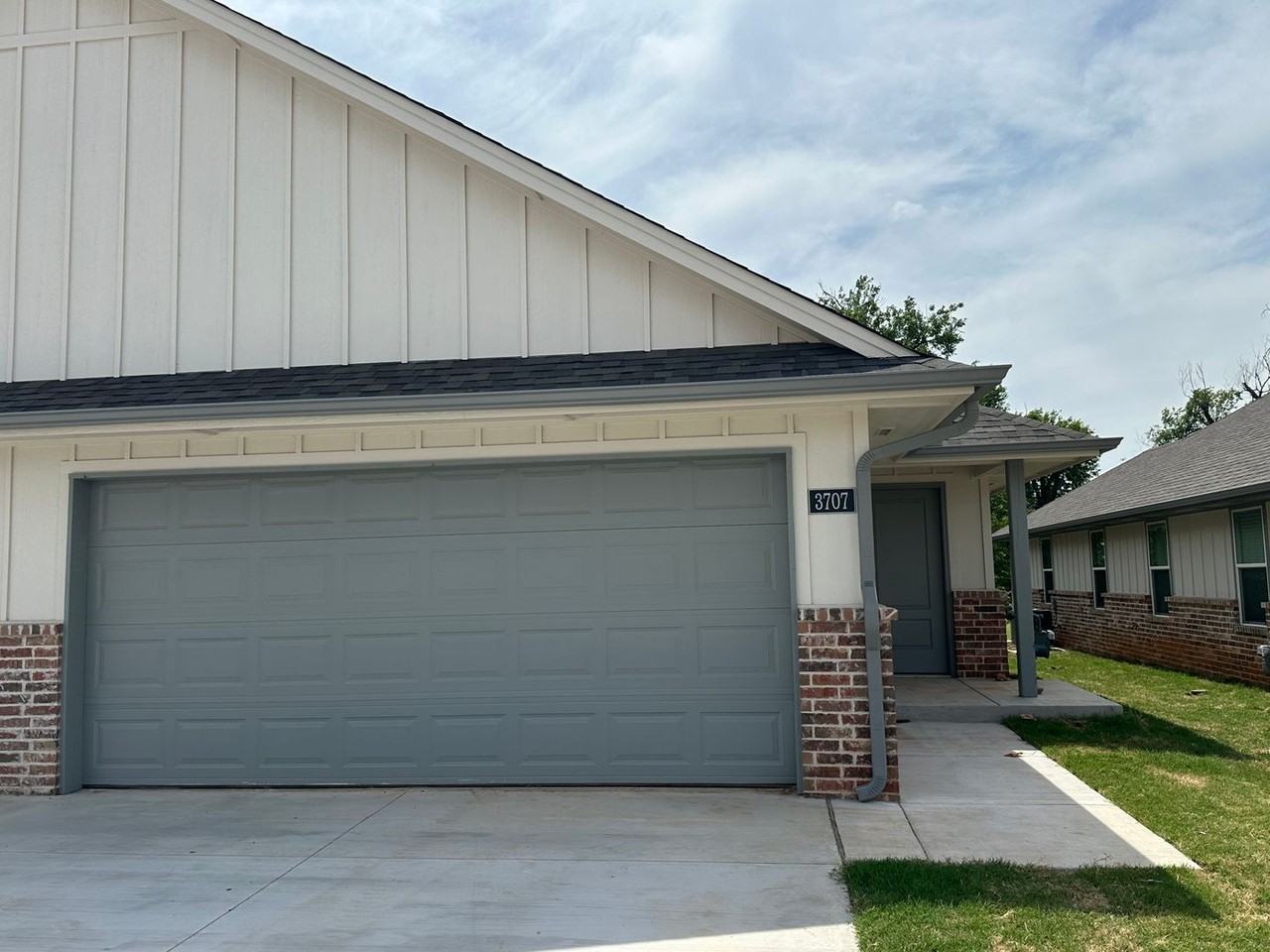 3702 Franks Way - Photo 2 of 26