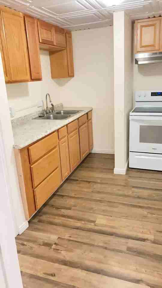 229 E Logan St Ste B101 - Photo 5 of 11