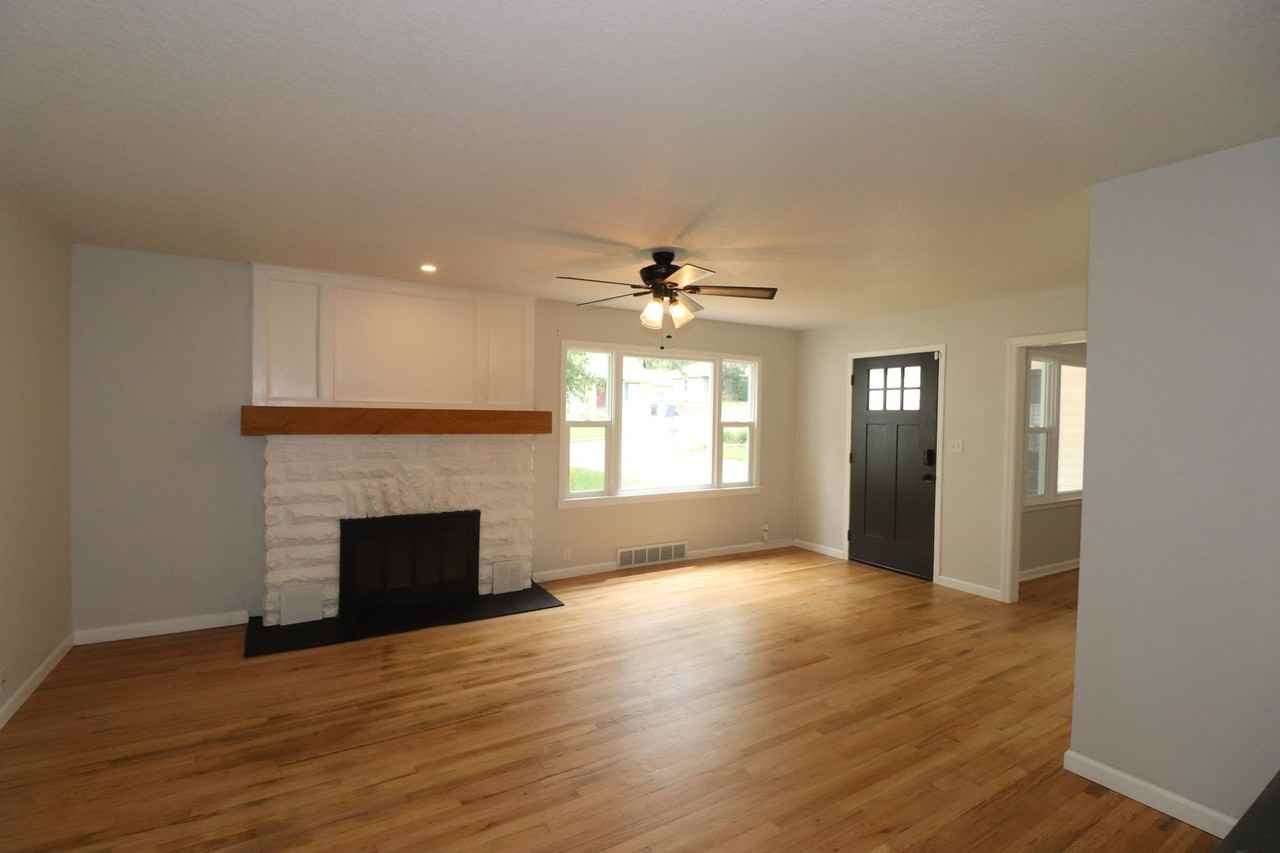 210 W Vine St - Photo 6 of 50