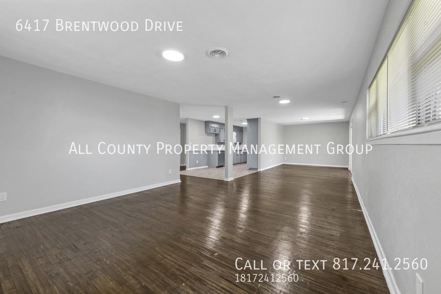 6417 Brentwood Dr - Photo 3 of 15