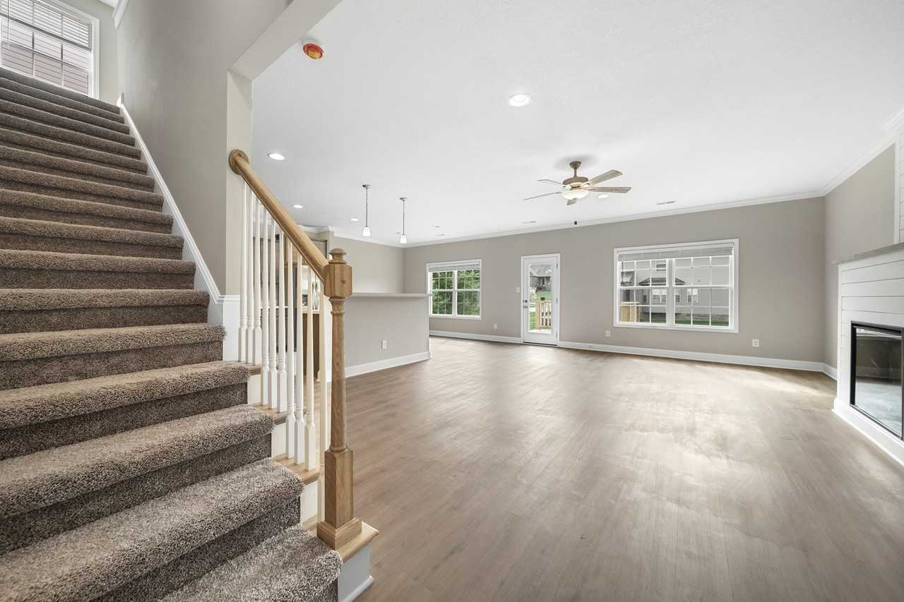 4740 Stoneyhurst Ln #NA - Photo 6 of 31