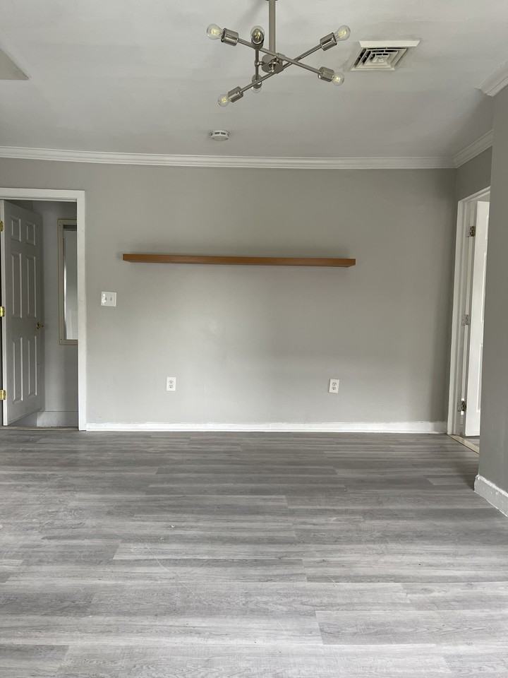 131 Portsea St #2 - Photo 7 of 15