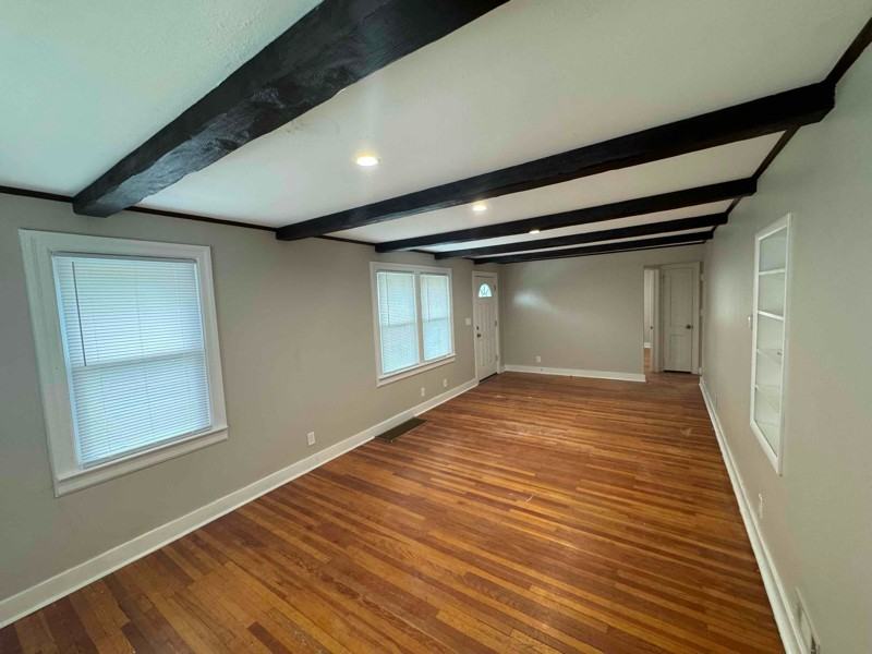 304 Yorkshire Blvd - Photo 3 of 13