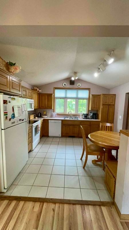 14442 Wintergreen St Nw - Photo 3 of 8