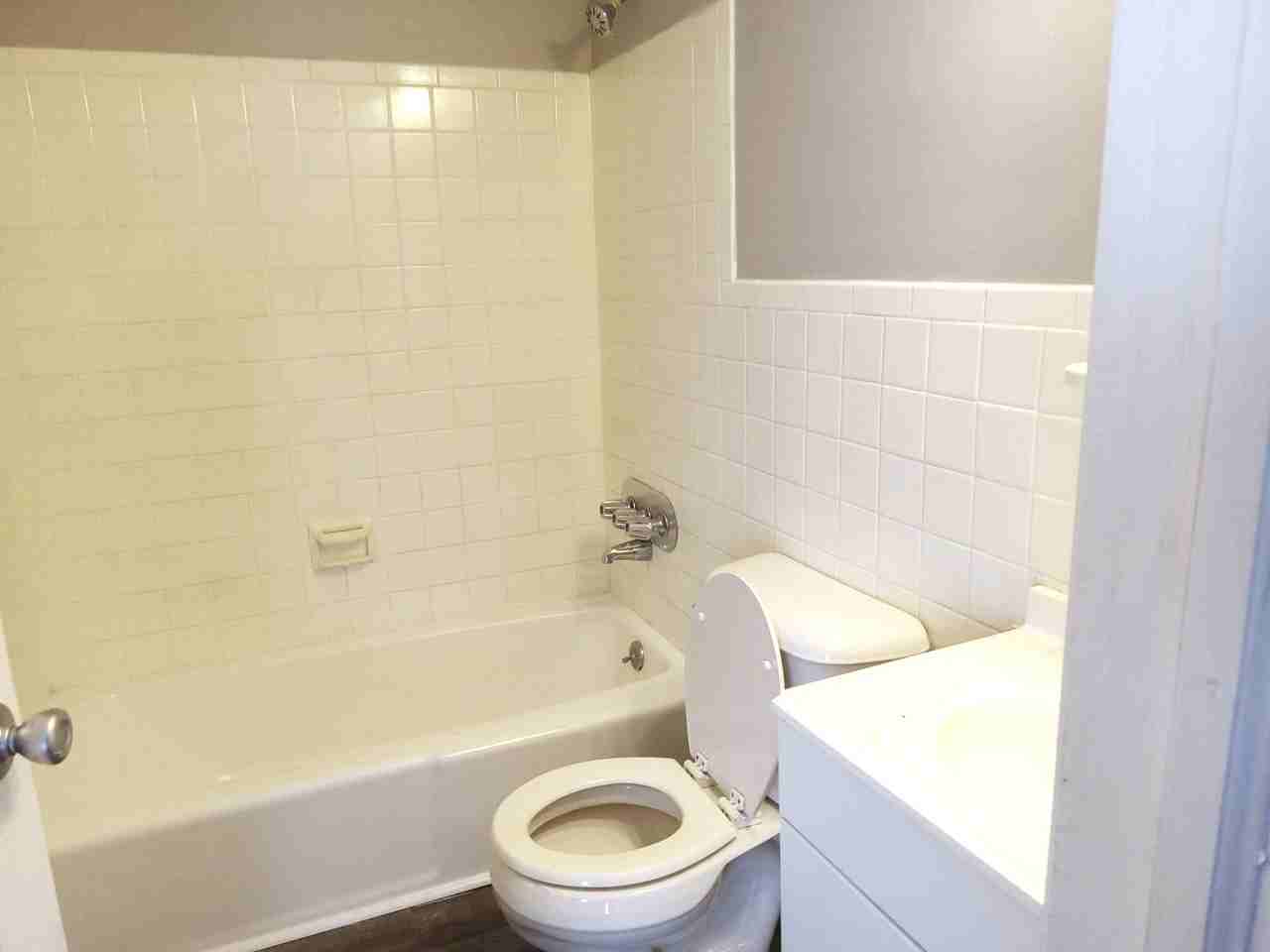 Lahser - Photo 7 of 14