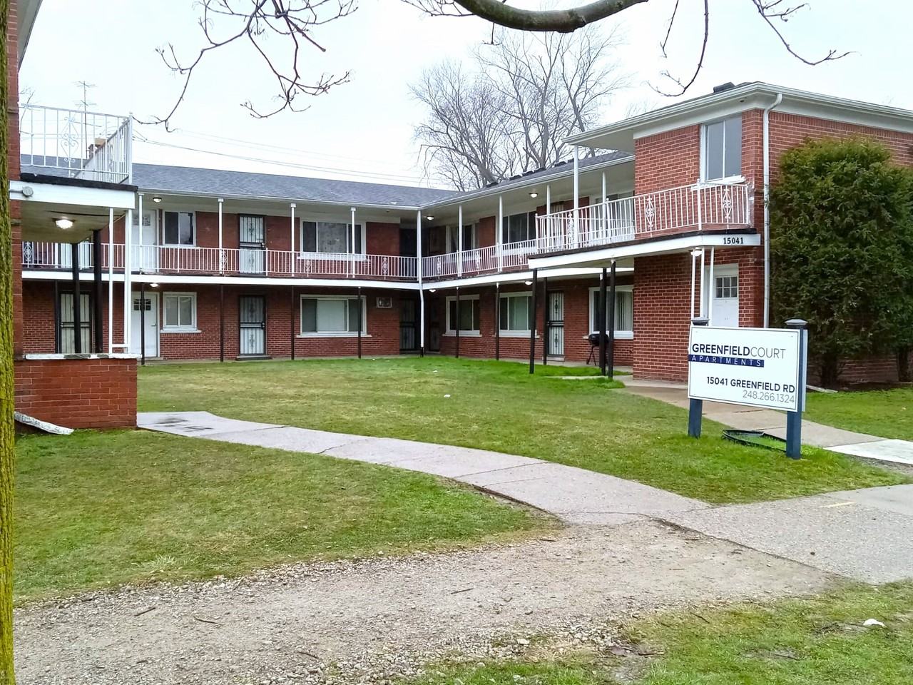 15041 Greenfield - Photo 2 of 37