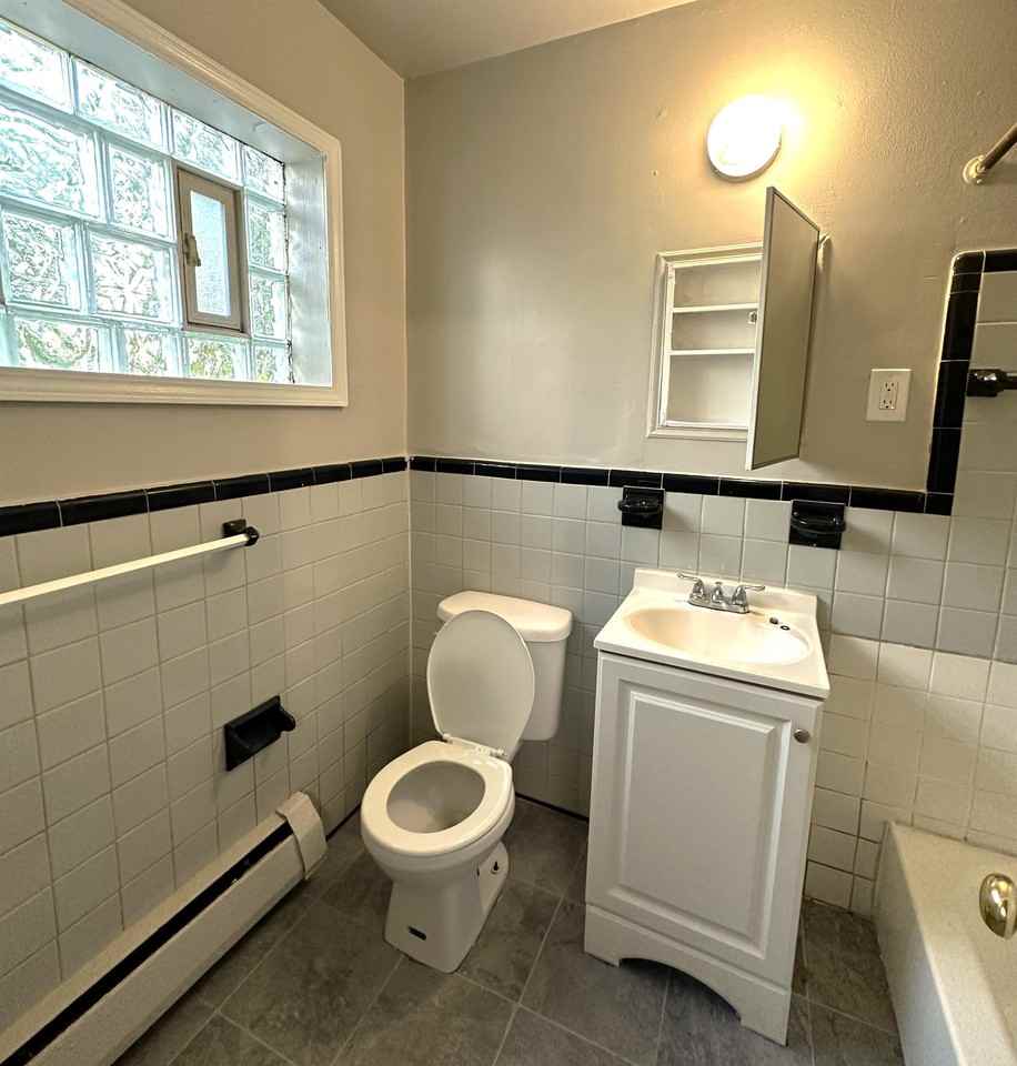 15041 Greenfield - Photo 6 of 37