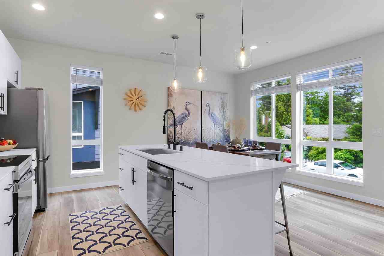 Willow Glenn - Photo 2 of 39