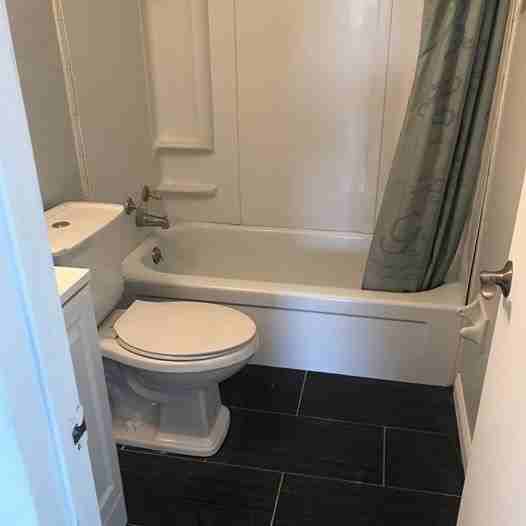 634 South Main Street - Photo 7 of 34