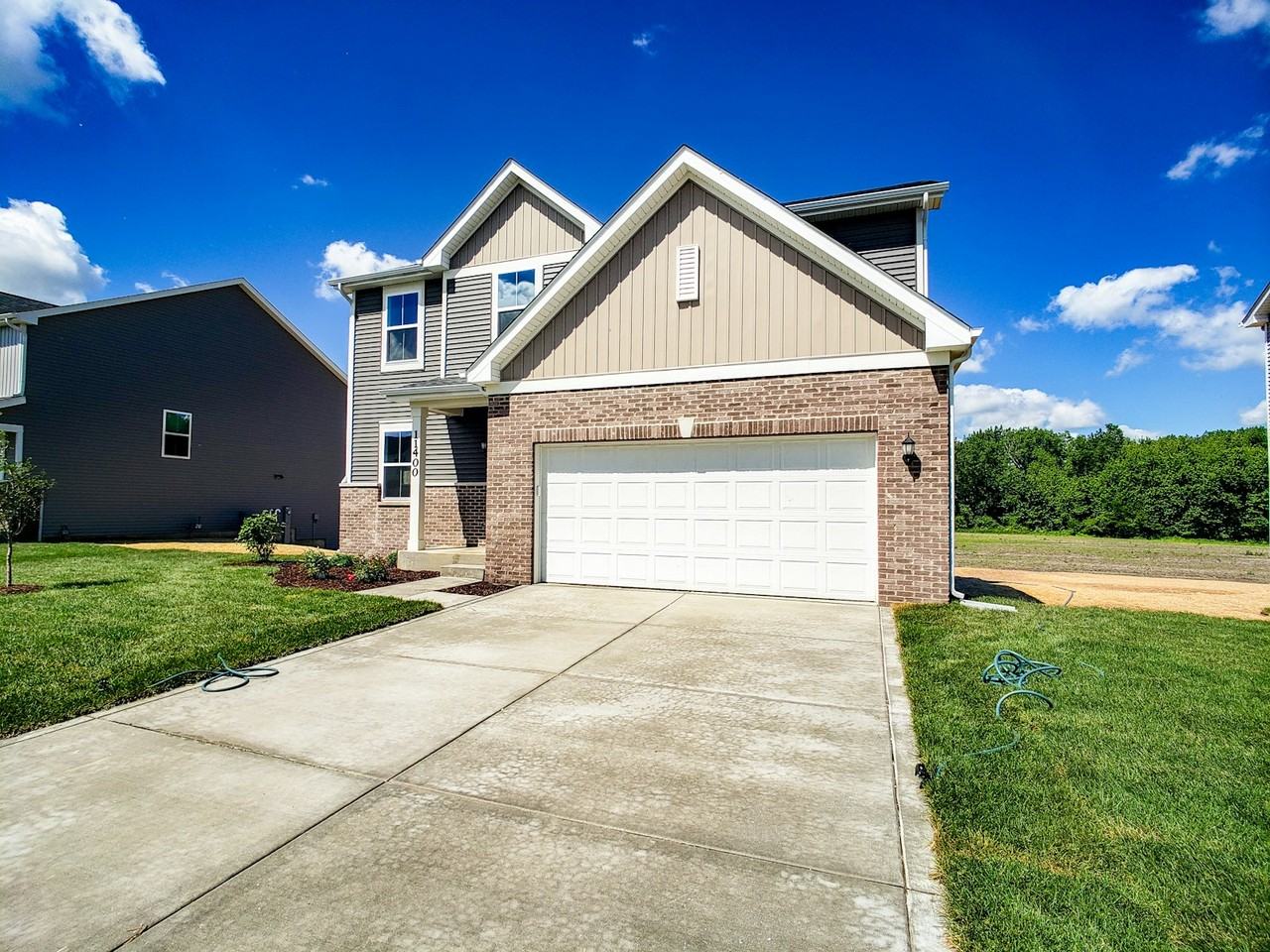 11400 Thomas St - Photo 2 of 15