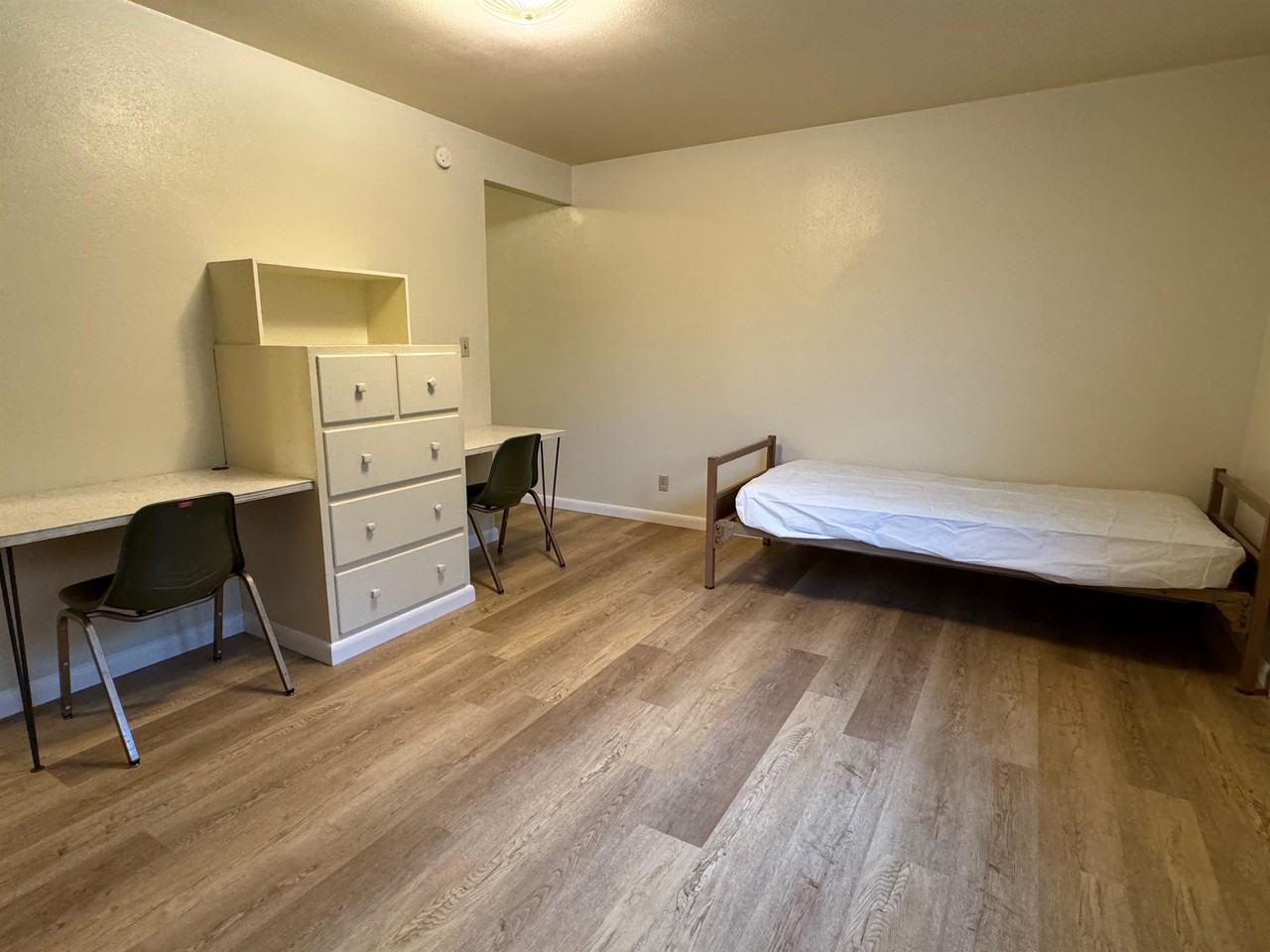 Argonne - Photo 2 of 20