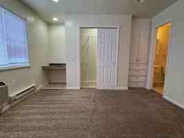 featured image of 501 E College St