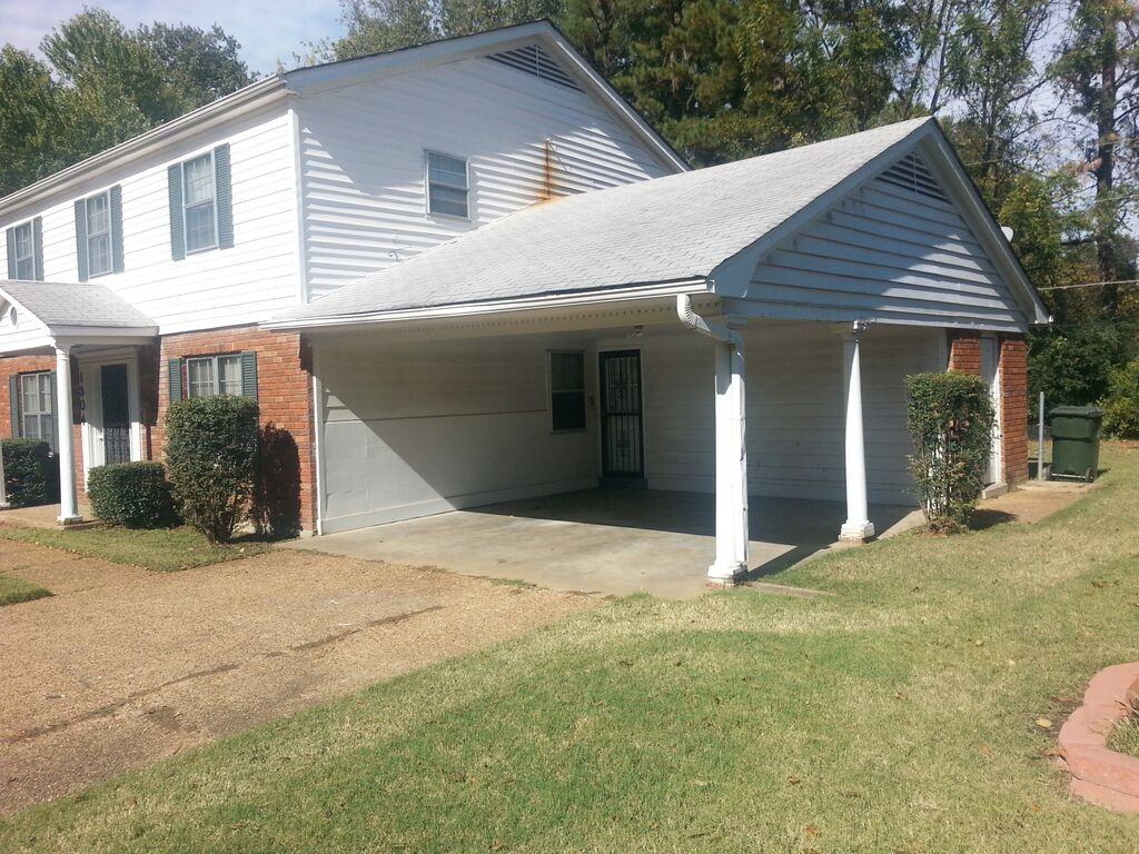 1304 Hickory Ridge Dr - Photo 3 of 17