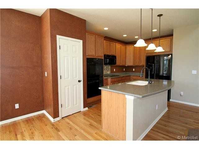 24245 E 4th Dr - Photo 3 of 30