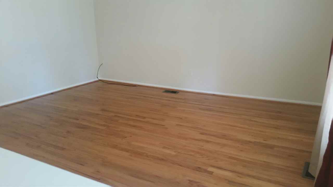 5028 Abington Dr - Photo 3 of 12
