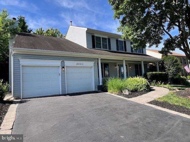 43915 Glenhazel Dr - Photo 2 of 44