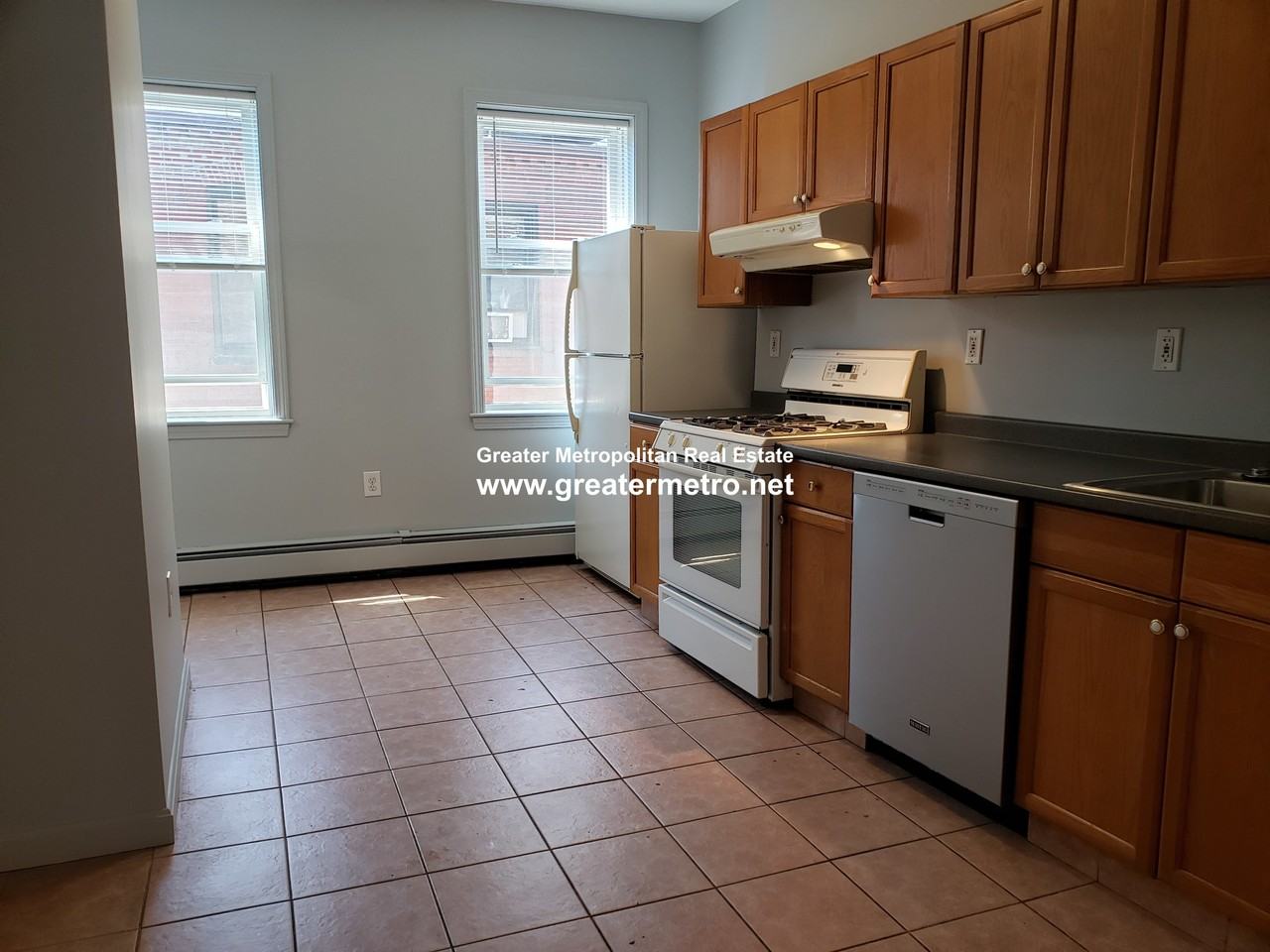 40 N Bennet St #3 - Photo 2 of 14