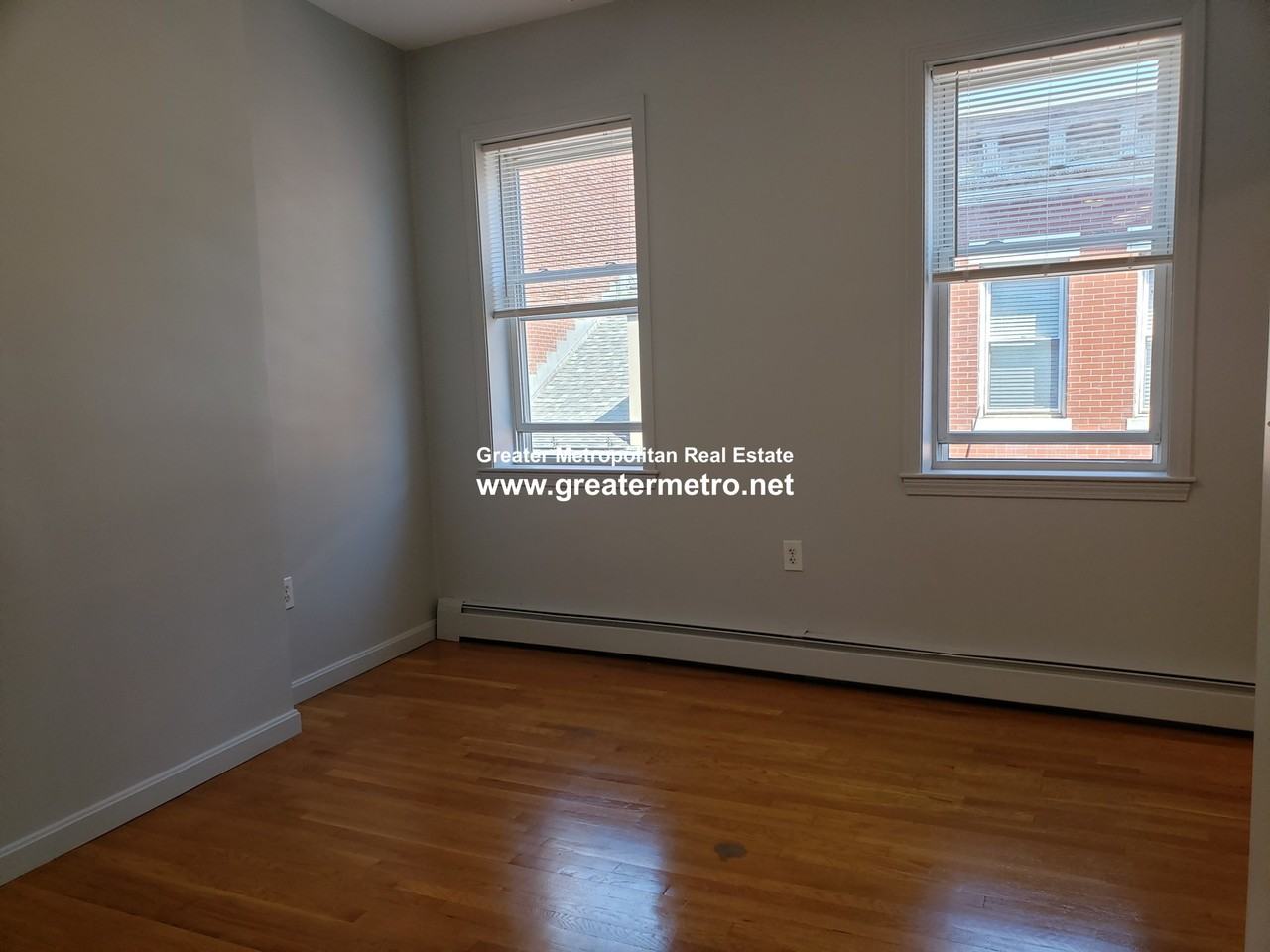 40 N Bennet St #3 - Photo 4 of 14