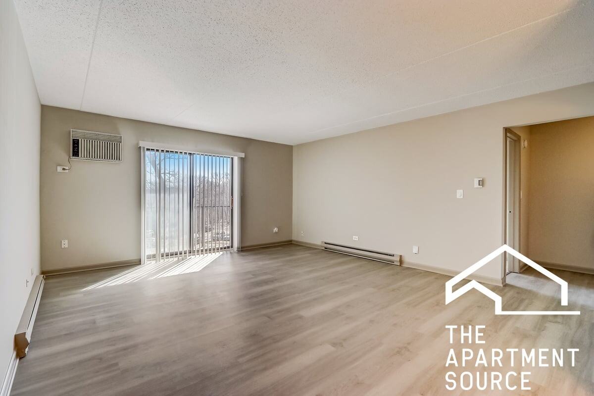 701 Royal Saint George Dr