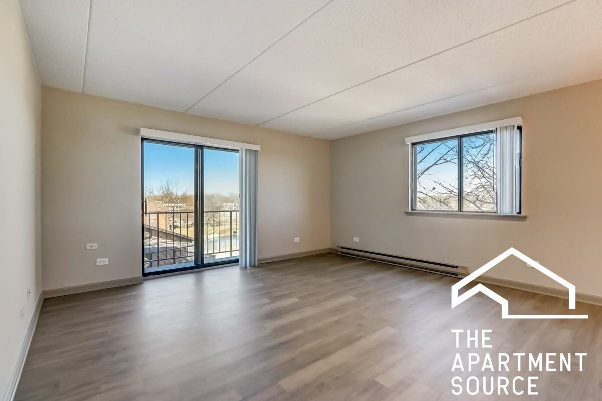 701 Royal Saint George Drive #2BR2BA - Photo 4 of 15