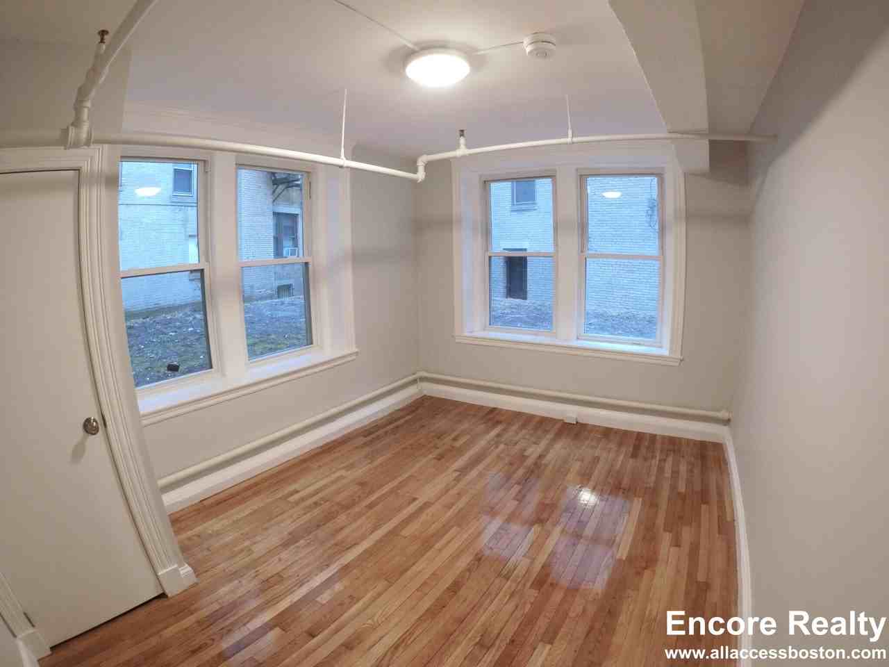 1450 Commonwealth Ave #D - Photo 7 of 12