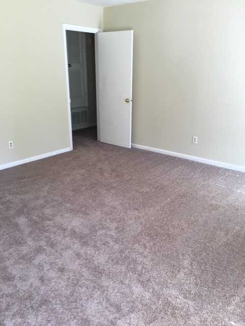 549 Thorpe St #549 - Photo 4 of 17