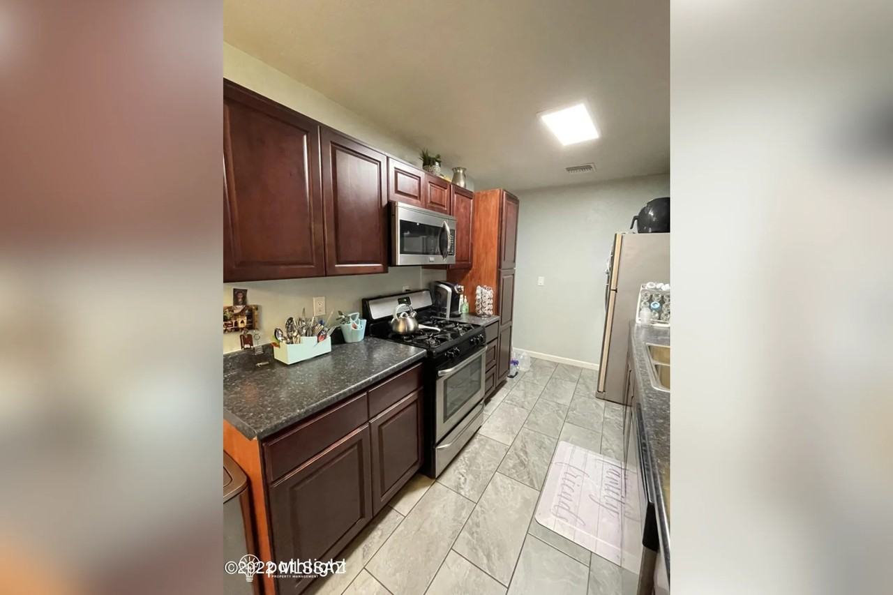 4182 E Valentine St - Photo 3 of 7