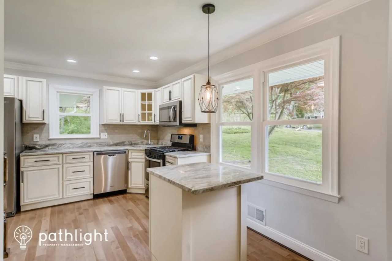46 Millstone Rd - Photo 3 of 18