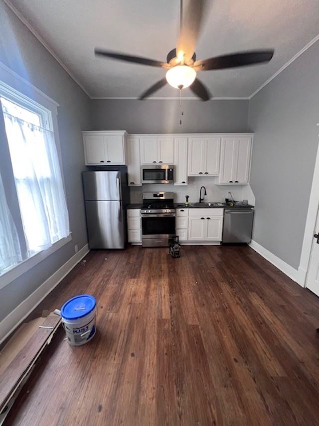 2098 Mcfaddin St - Photo 5 of 14