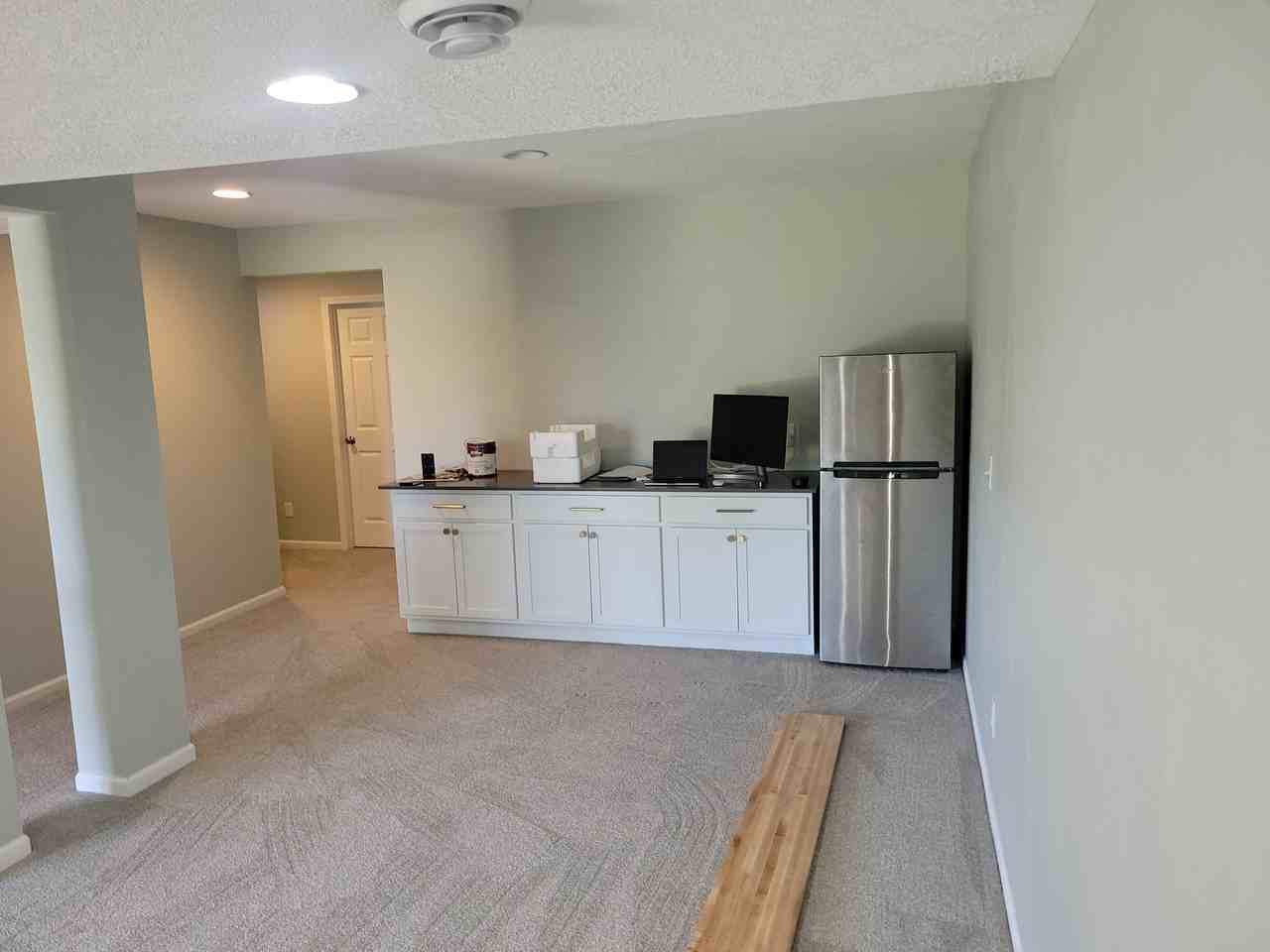16446 Dodd Ln - Photo 3 of 10