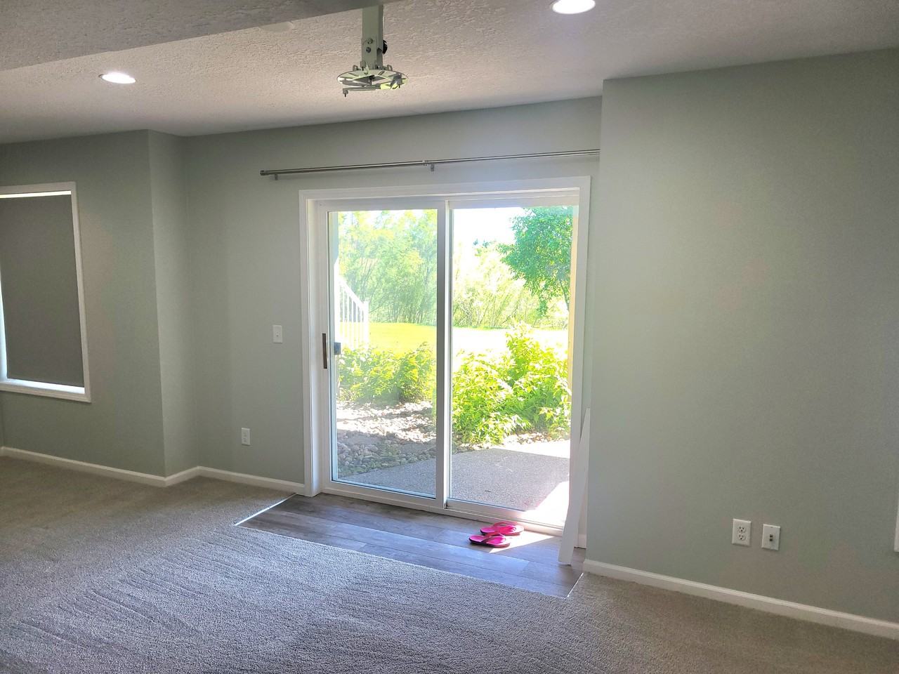 16446 Dodd Ln - Photo 5 of 10