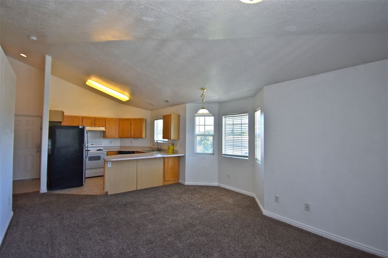1645 W Vivante Way 12C, West Valley City, UT 84119 3 Bedroom House for
