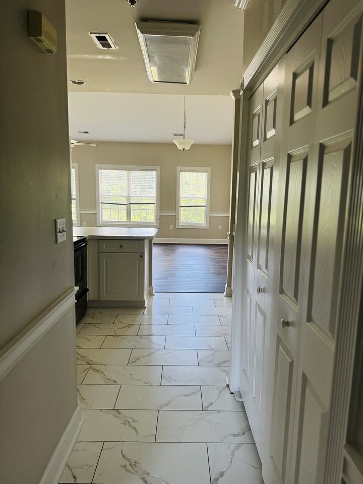 9283 Meadow Vista Rd - Photo 3 of 17