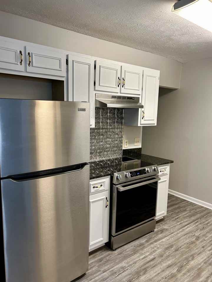 1804 17th Ave #A - Photo 4 of 8