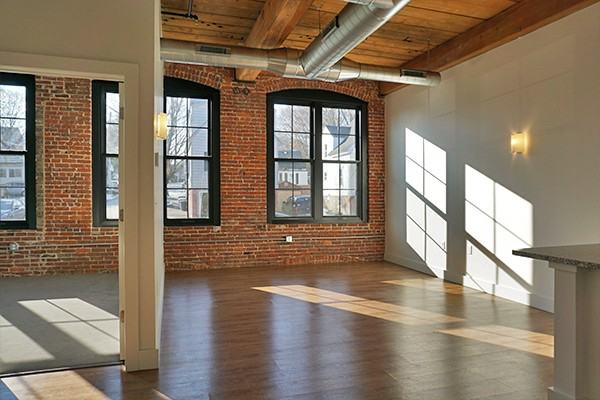 60 Water St #60-2014 - Photo 4 of 9