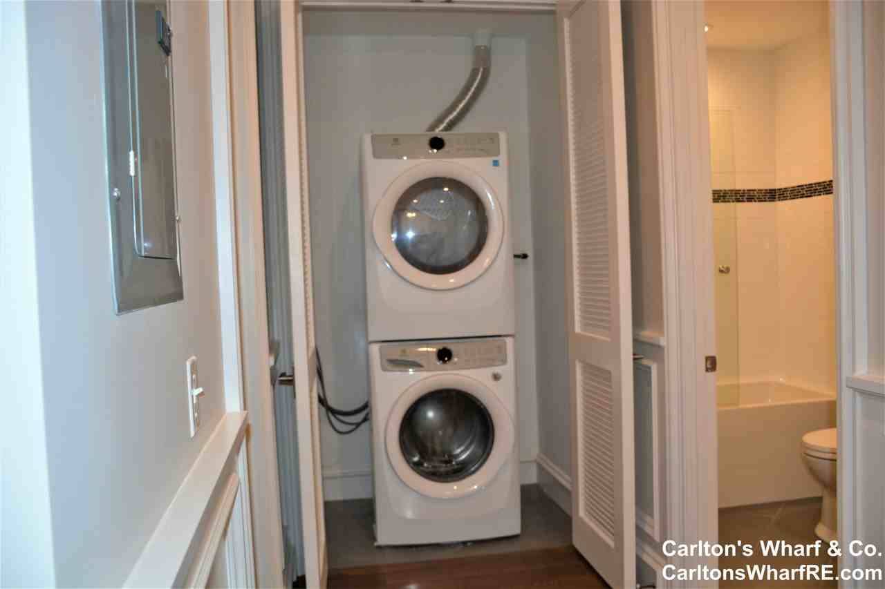 933 E 2nd St #6 - Photo 5 of 26