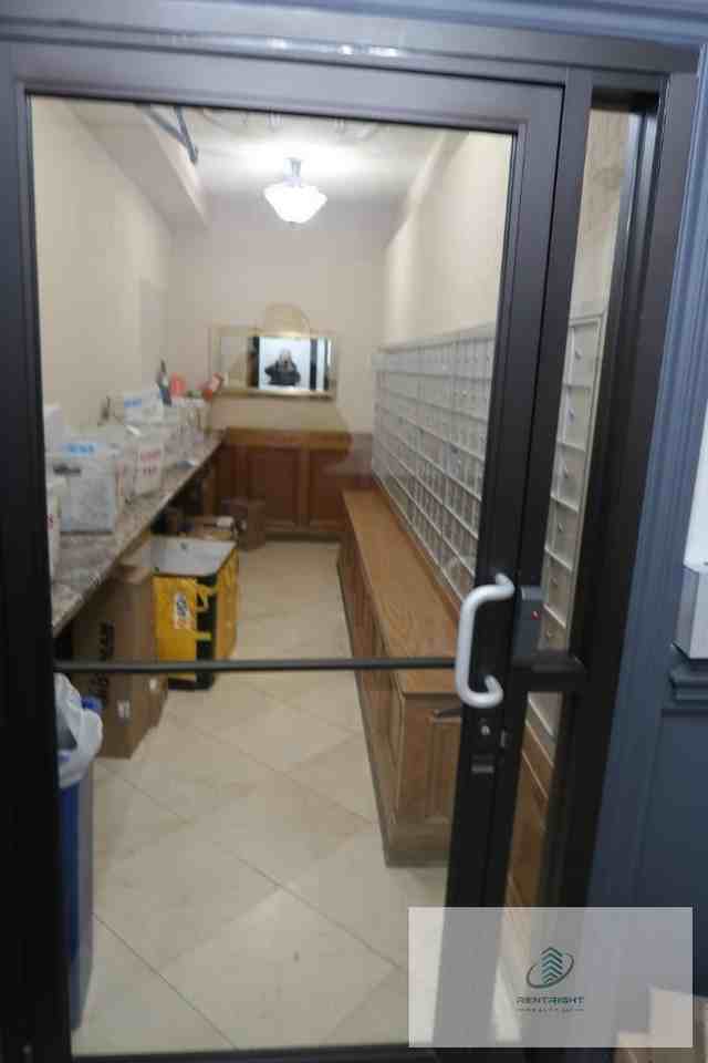4180 N Marine Dr #506 - Photo 5 of 19